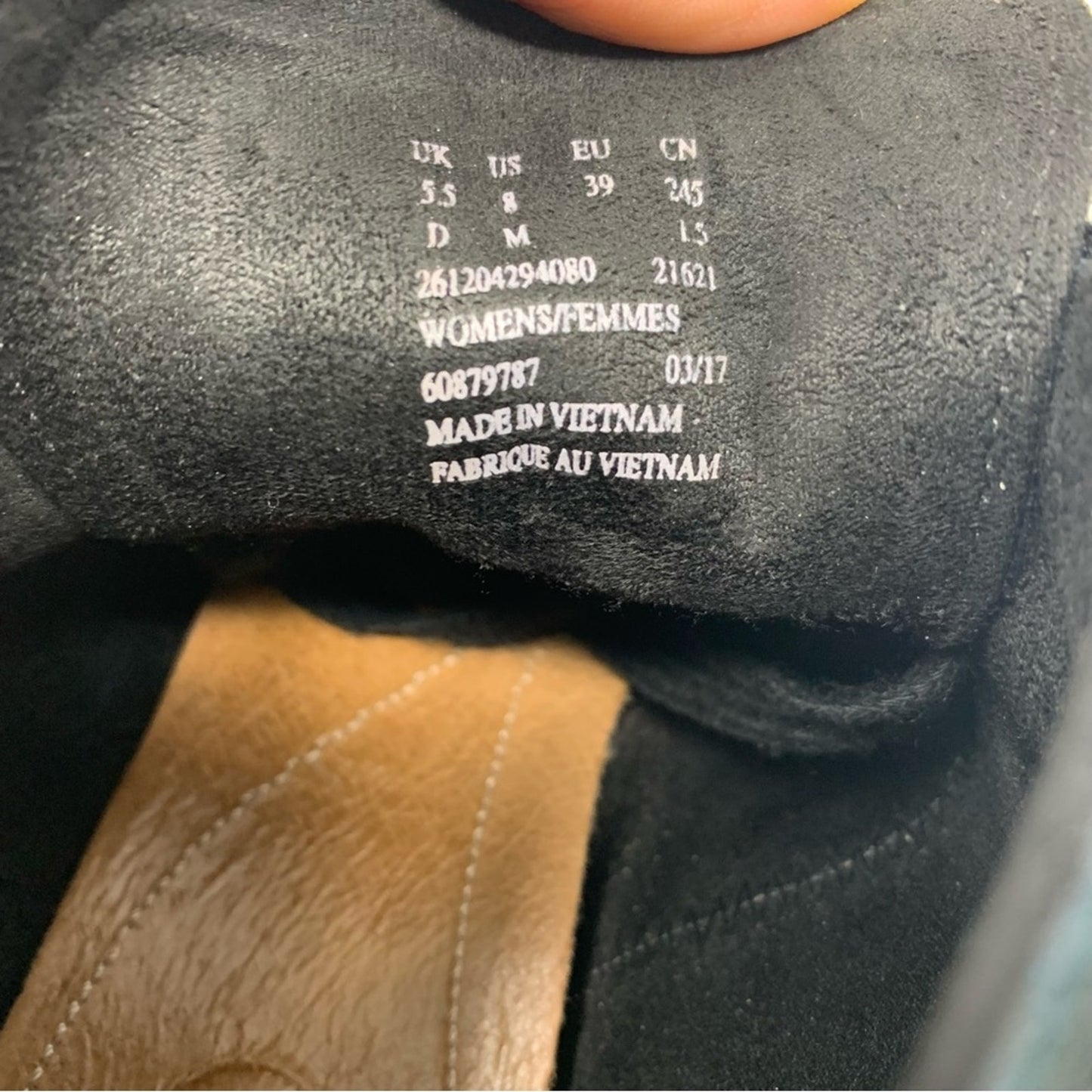 Clarks Artisan Carleta Lyon Black Nubuck Lace Up Ankle Boot Bootie 8 Chunky Heel