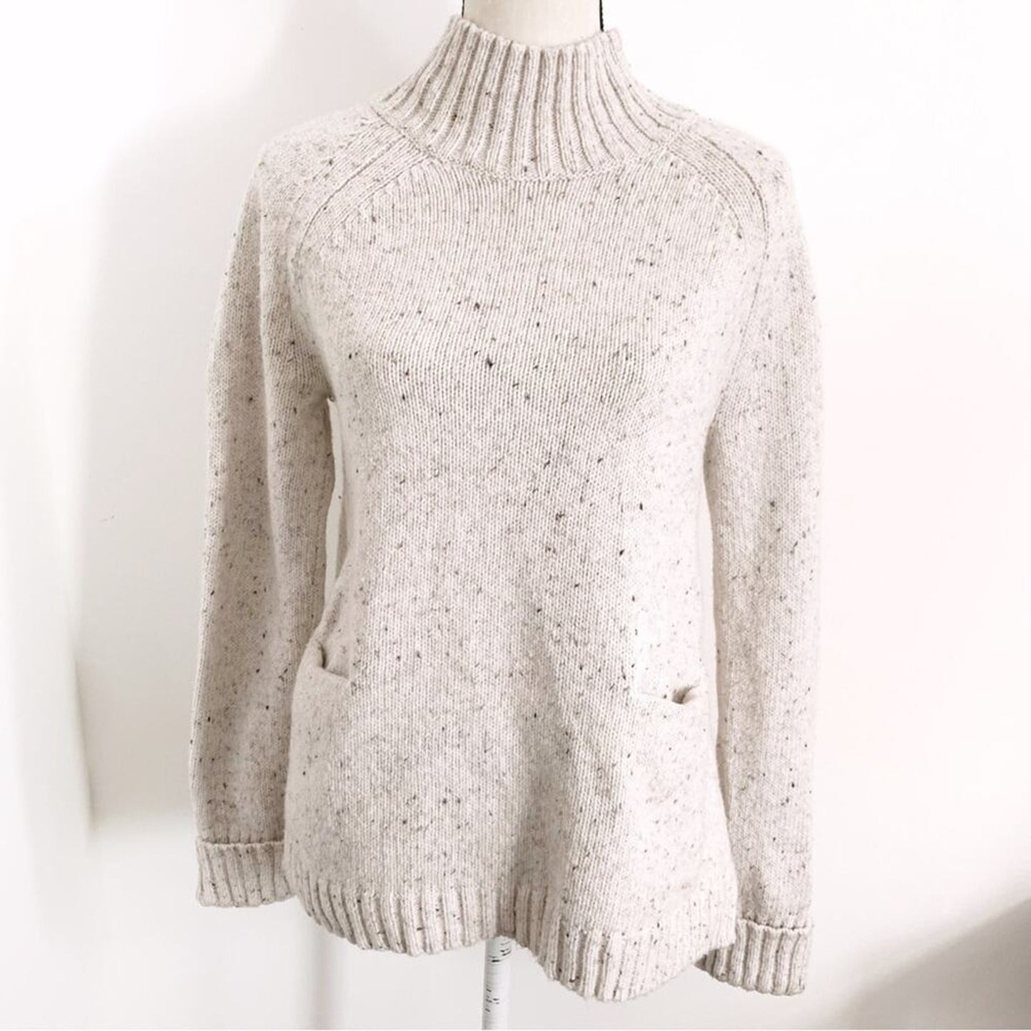 J Jill S Oversized Wool Blend Mock Turtleneck Sweater Pockets Greige Speckled