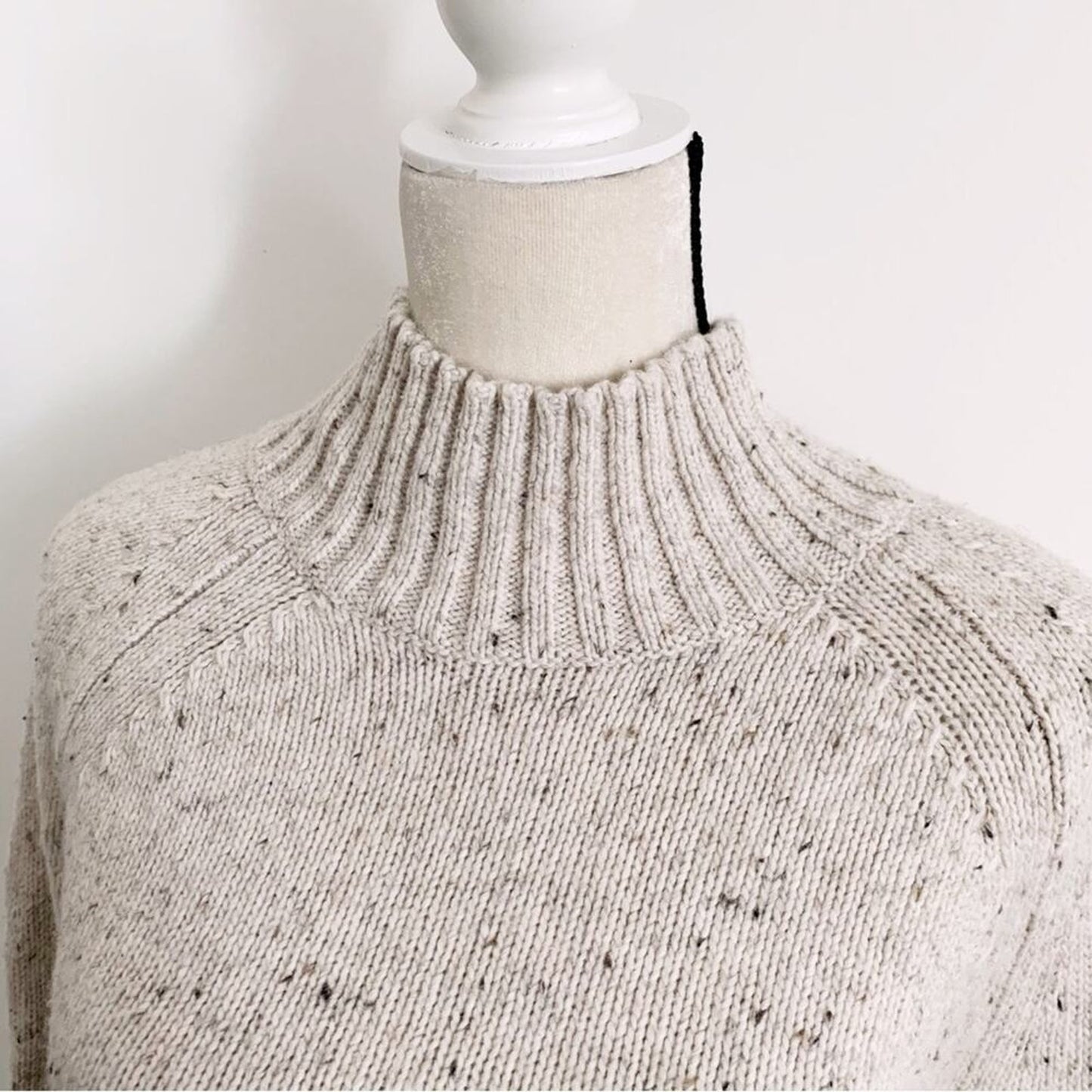 J Jill S Oversized Wool Blend Mock Turtleneck Sweater Pockets Greige Speckled
