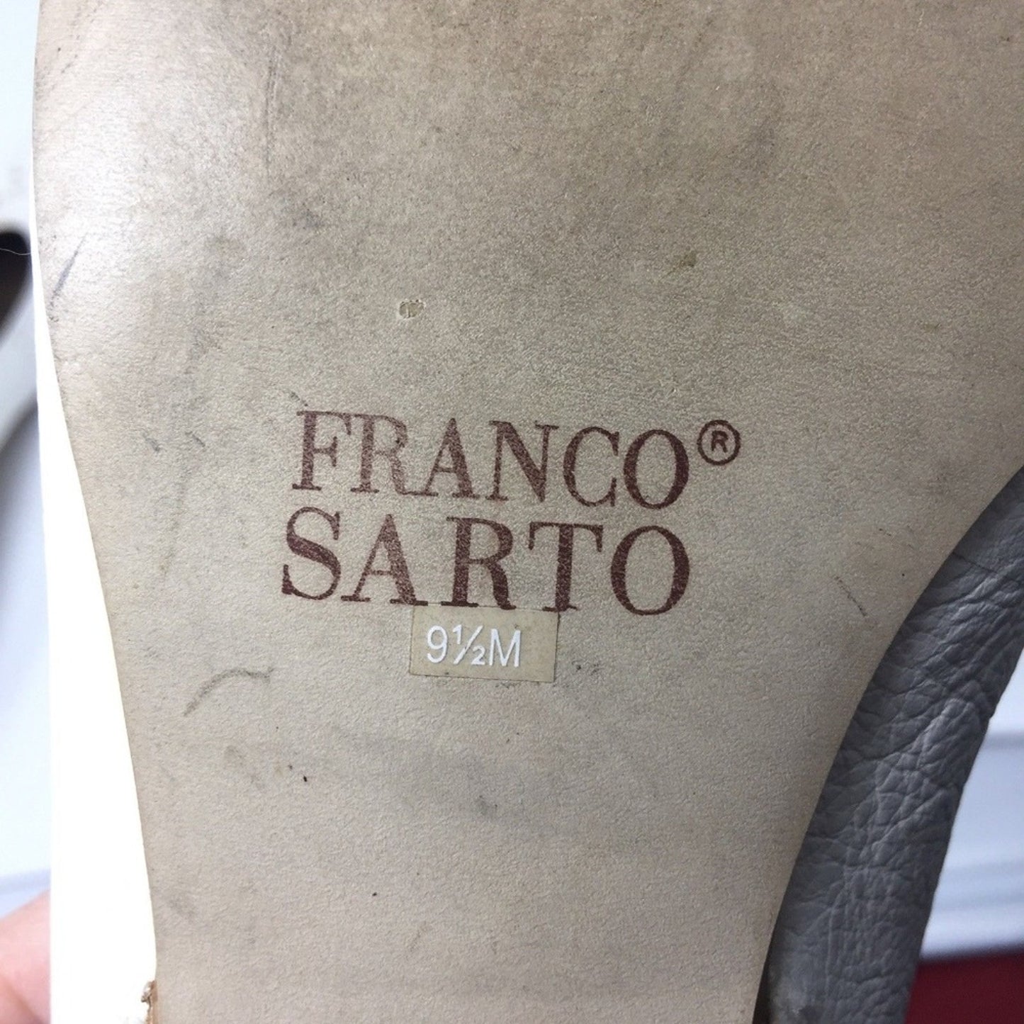 Franco Sarto Flats Size 9.5 Cream Leather Buckle Detail Cutout Low Heel Career