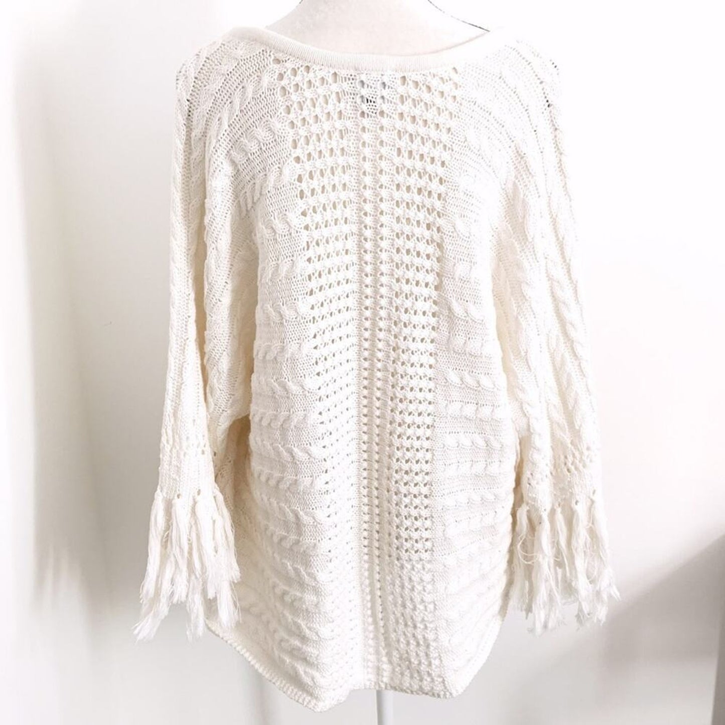 Cabi S #5803 Fiesta White Cream Fringed Oversized Poncho Sweater Cotton Blend