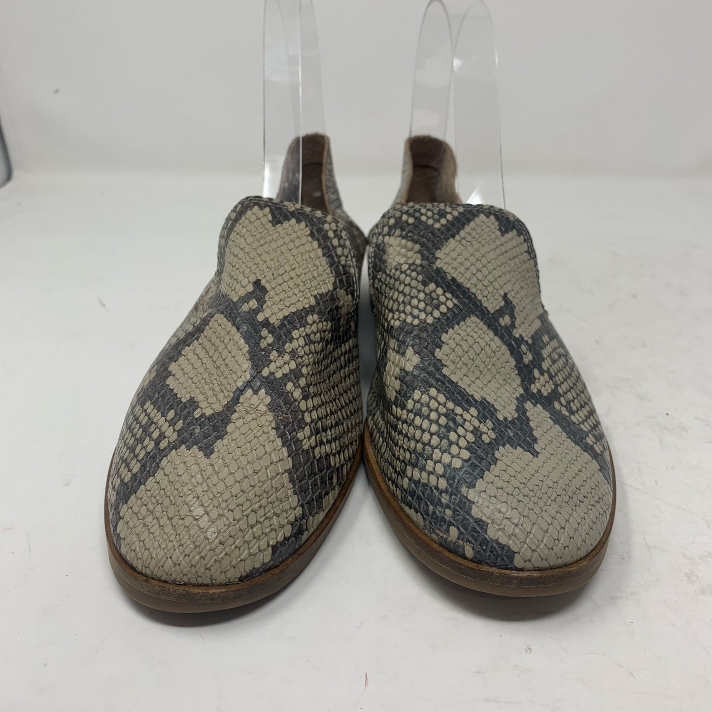Lucky Brand Cahill Size 9 Grey Tan Snake Print Leather Loafer Animal