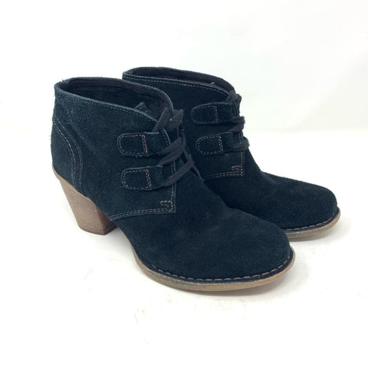 Clarks Artisan Carleta Lyon Black Nubuck Lace Up Ankle Boot Bootie 8 Chunky Heel