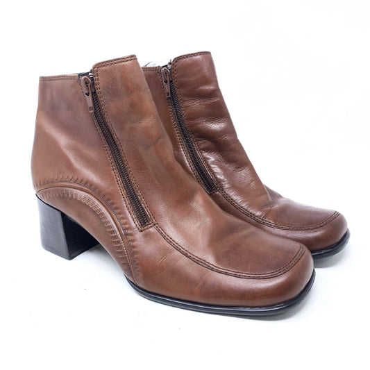 Vintage Y2K 90s Square Toe Brown Leather Side Zip Bootie Ankle Boot Sunburst 9.5