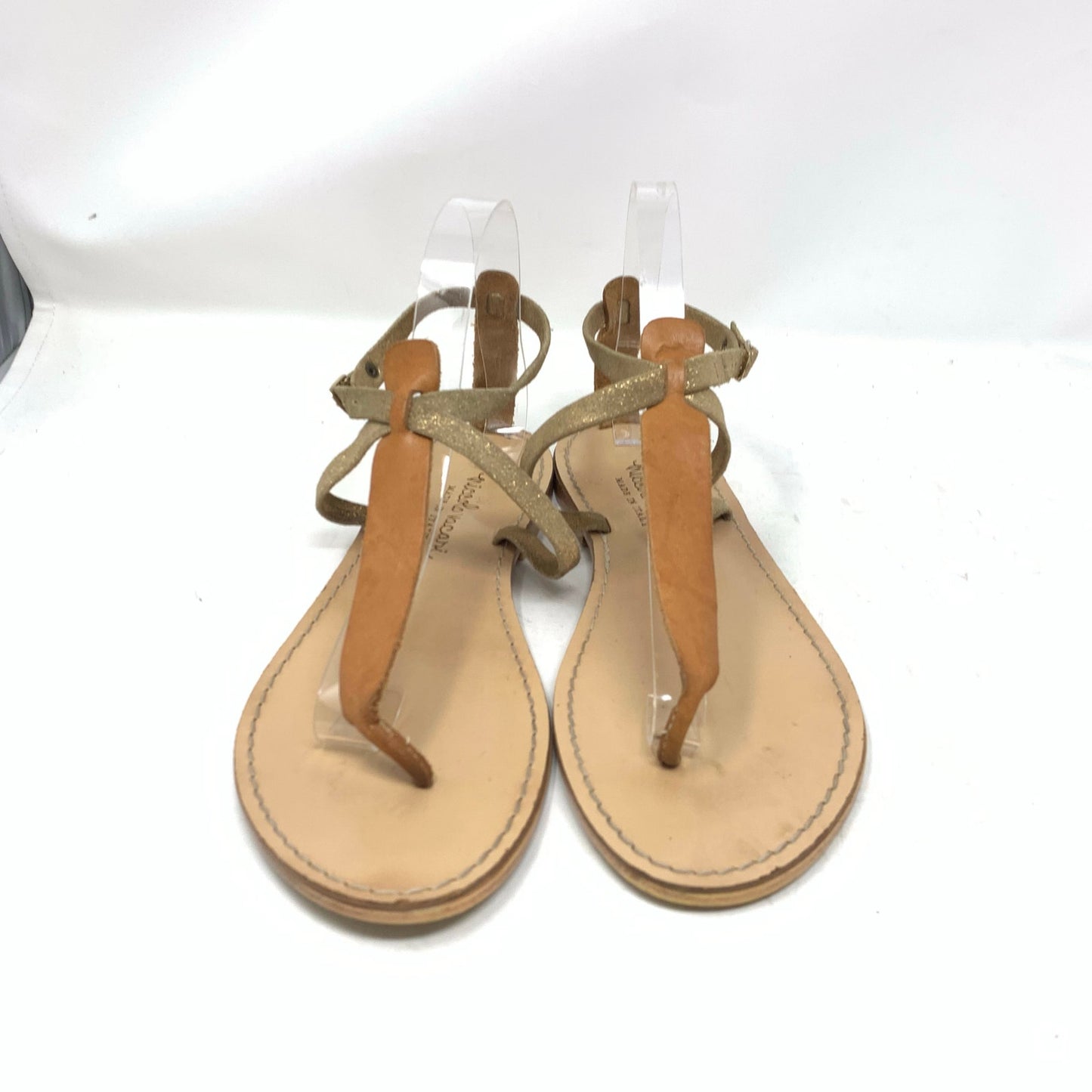 Niccolo Vacari Thong Sandals Tan Leather Gold Made in Italy Size 10 Flat Minimalist