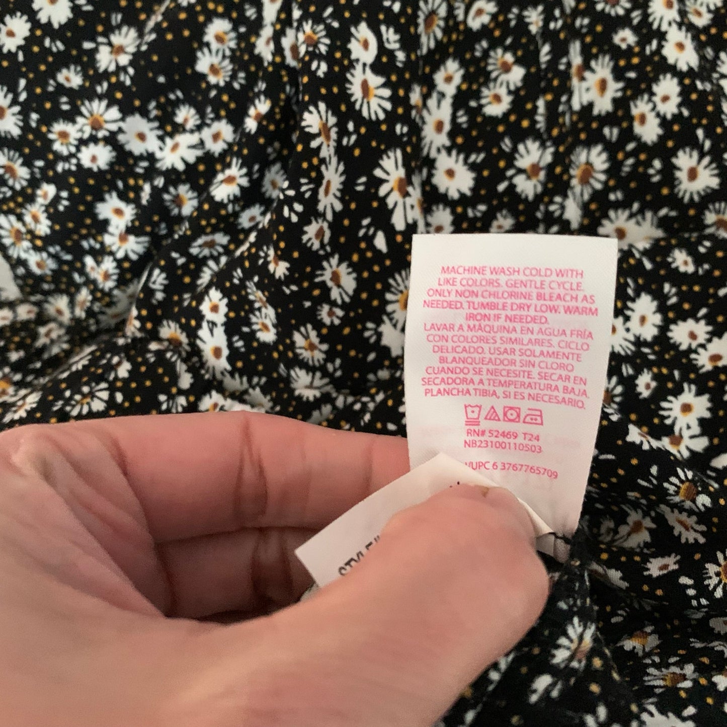 No Boundaries Black White Daisy Print Ruffle Hi Low Skirt Junior 15-17 Faux Wrap