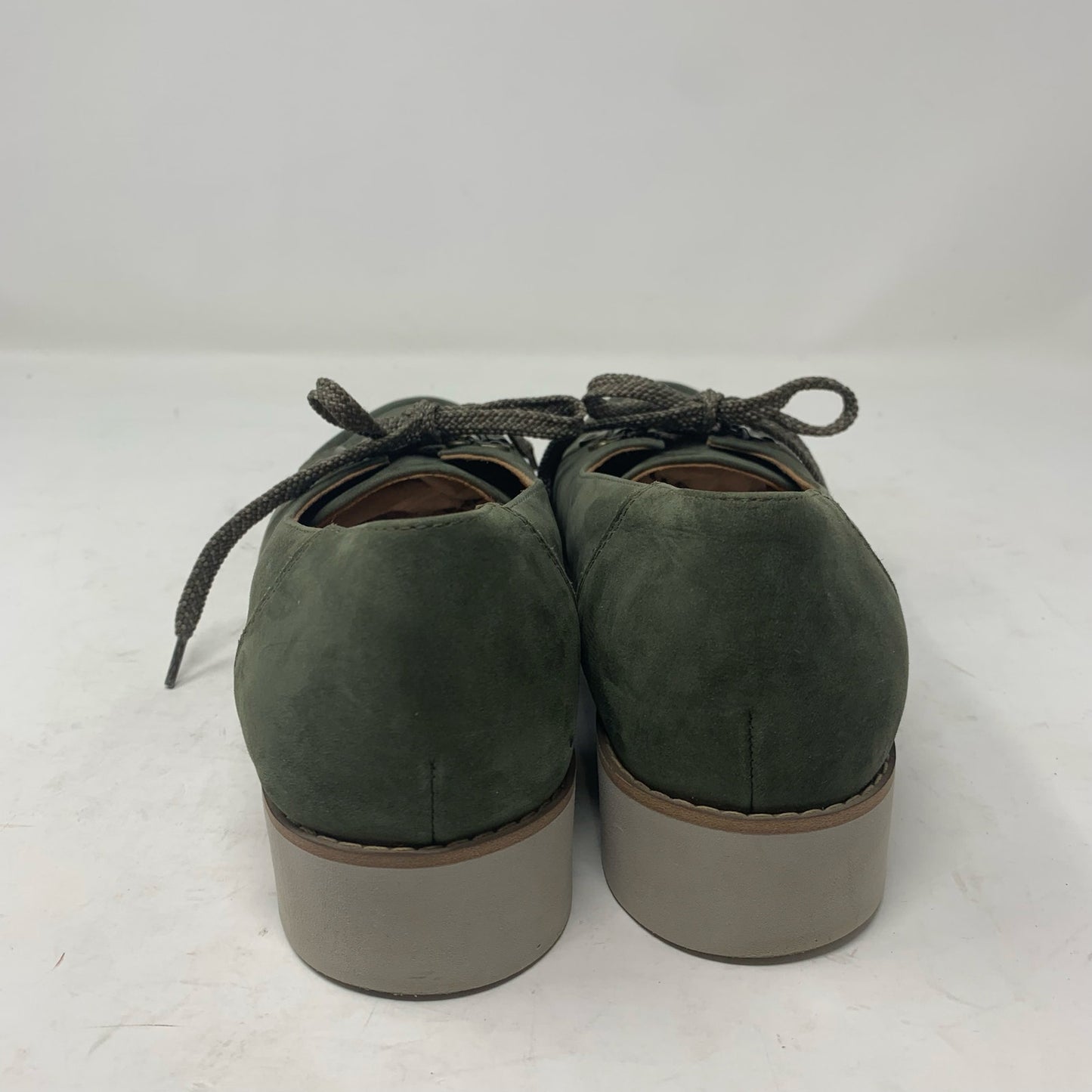 Vionic Teagan Olive Green Suede Loafer Chunky Lug Sole Shoes Oxford Size 9.5
