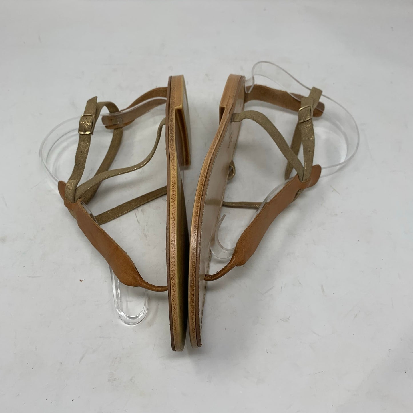 Niccolo Vacari Thong Sandals Tan Leather Gold Made in Italy Size 10 Flat Minimalist