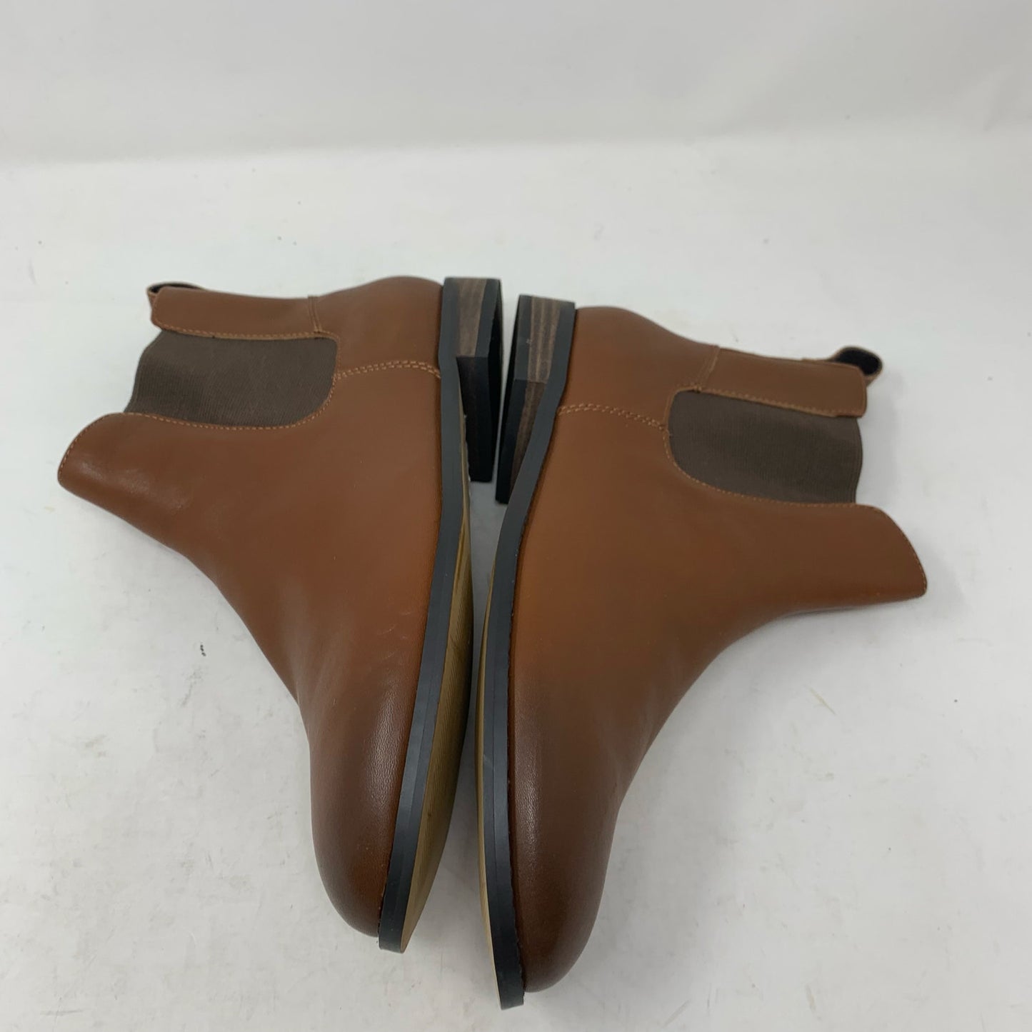 Lands End Womens Size 9 Brown Leather Classic Chelsea Boot Preppy