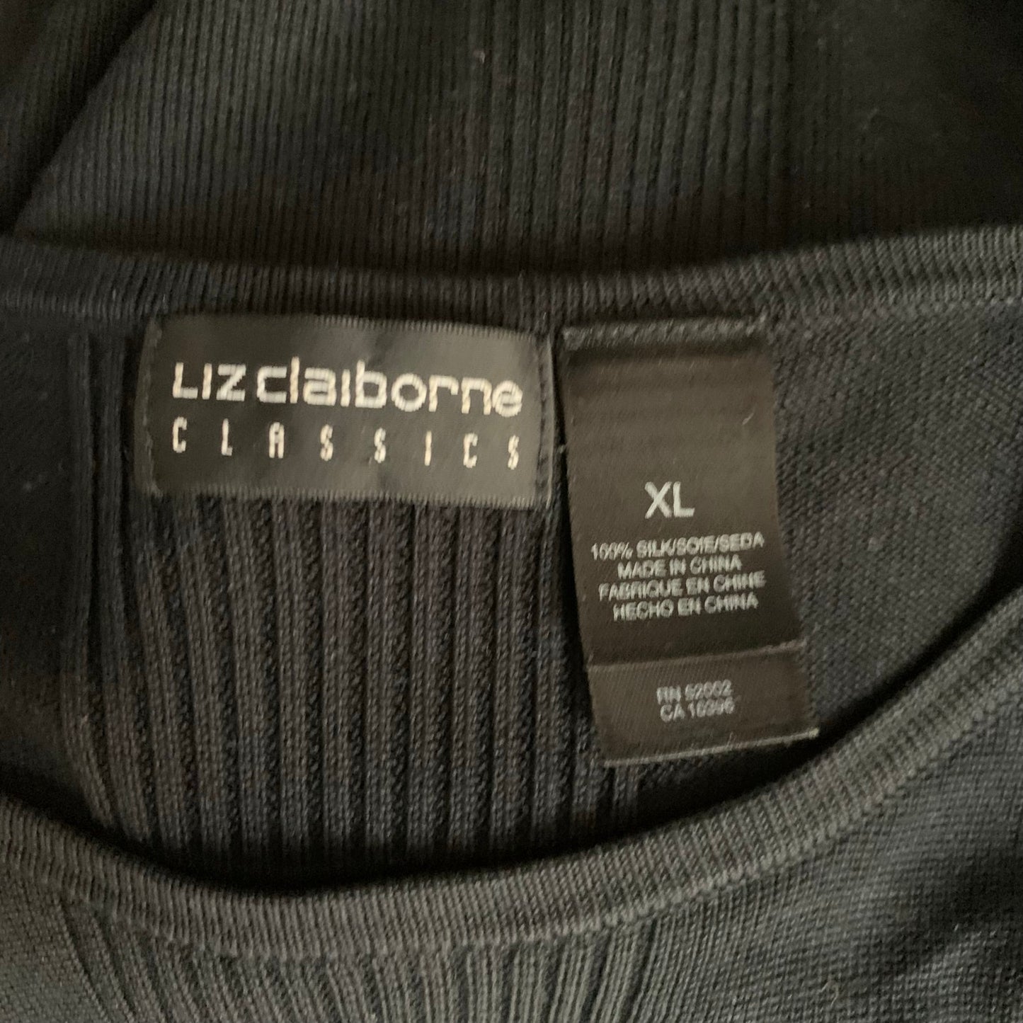 Liz Claiborne Classics Size XL 100% Silk Black Short Sleeve Knit Top Blouse