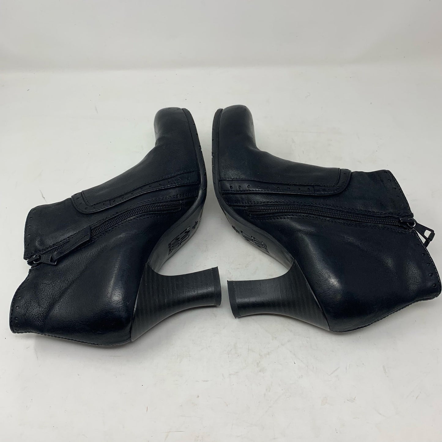 Miz Mooz 8.5 Black Leather Whimsigoth Steampunk Dark Academia Ankle Boot Bootie