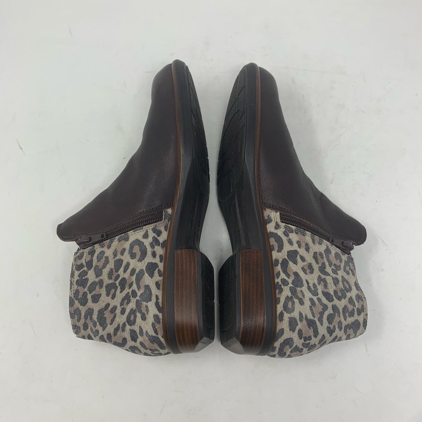 NAOT Helm Brown Leather Cheetah Animal Print Side Zip Ankle Boot Bootie Size 39