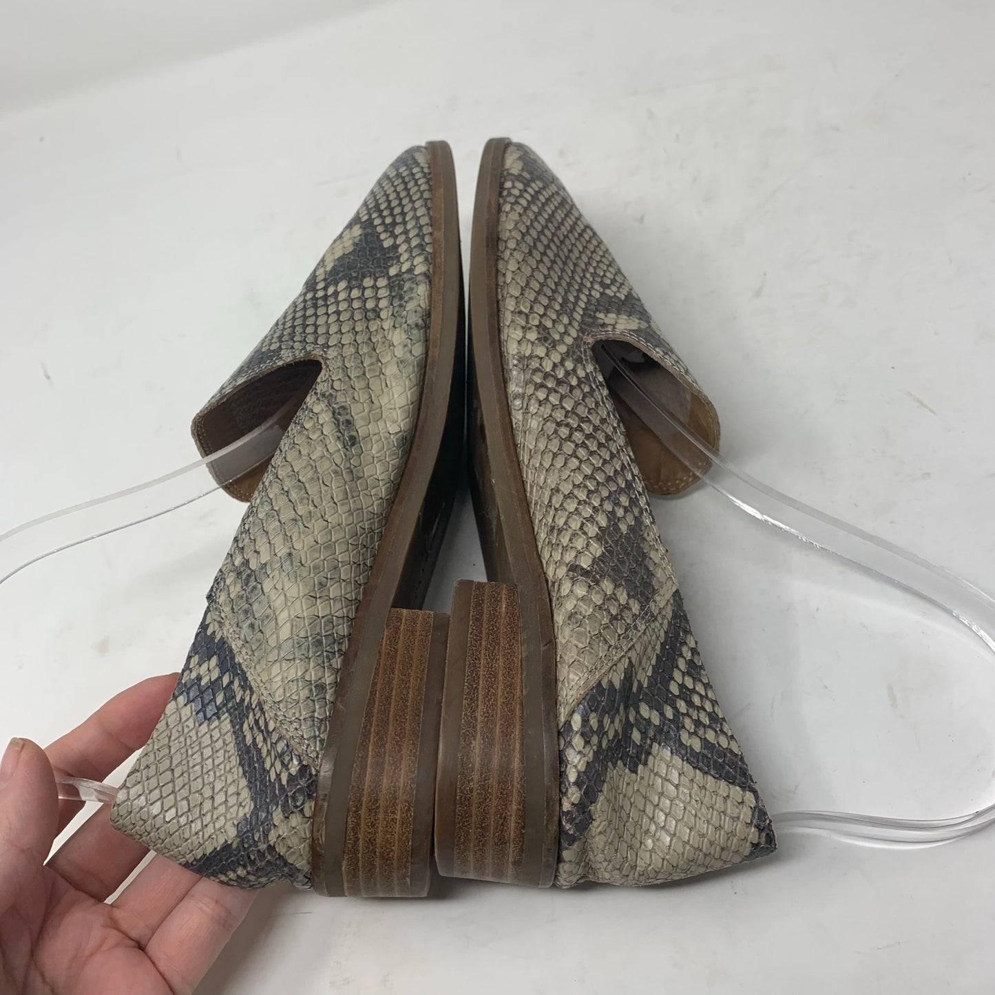 Lucky Brand Cahill Size 9 Grey Tan Snake Print Leather Loafer Animal