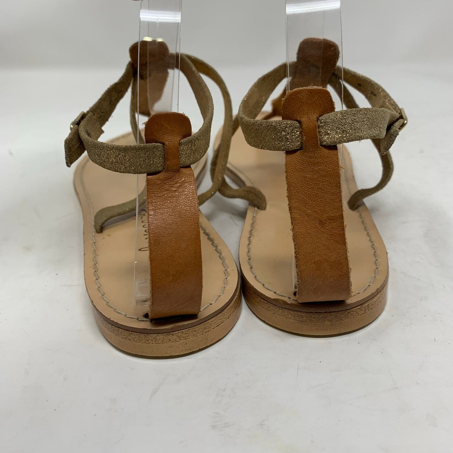 Niccolo Vacari Thong Sandals Tan Leather Gold Made in Italy Size 10 Flat Minimalist