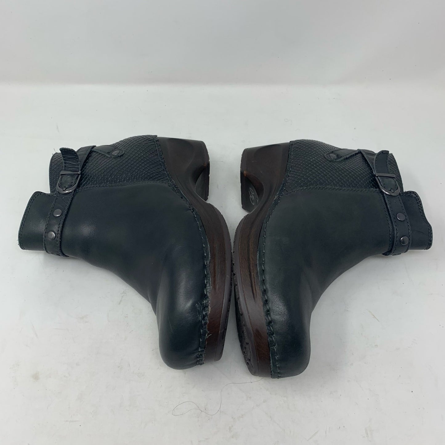 Sanita Dakota Size 39 Dark Pewter Charcoal Grey Leather Boots Ankle Booties Zip