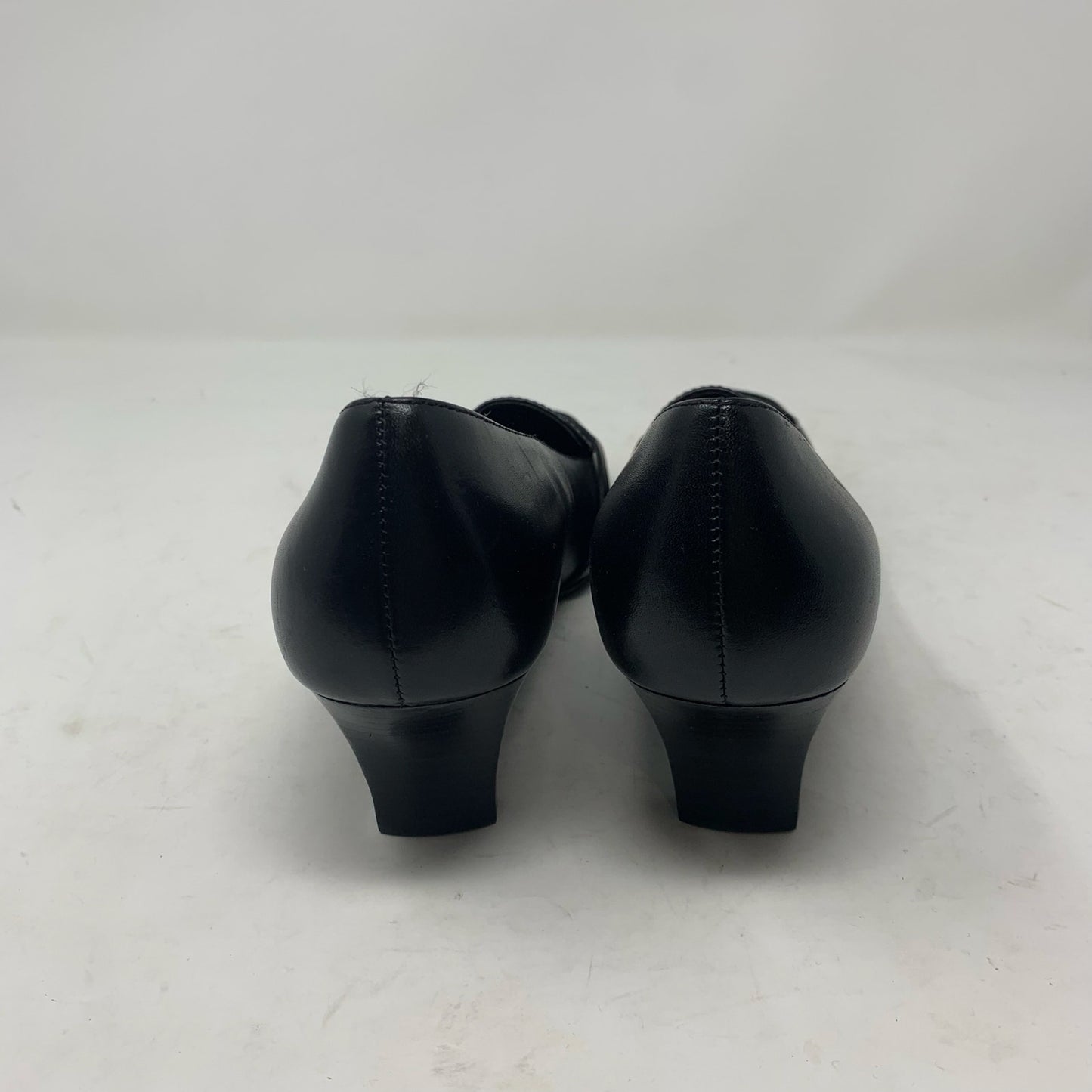 Naturalizer Black Leather Kitten Heel Pump Loafer Square Toe Y2K Size 8 Classic