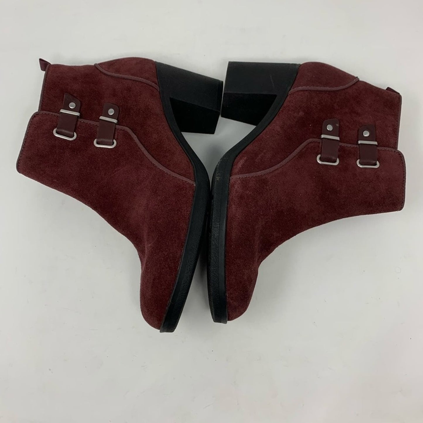 Clarks Meera Yew Burgundy Suede Leather Zip Boots Size 8 Buckle Detail