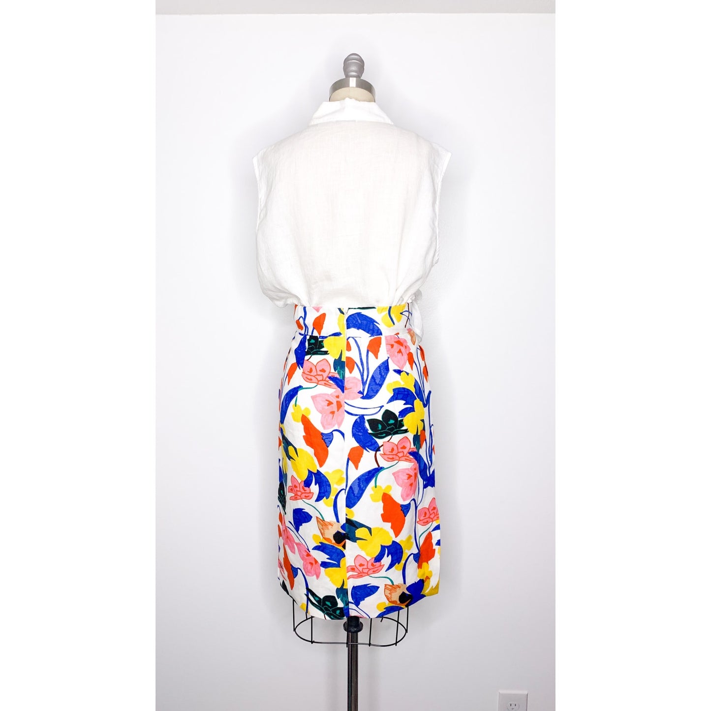 J Crew Size 0P Floral Linen Blend Pencil Skirt Lined Bright Multicolor Abstract