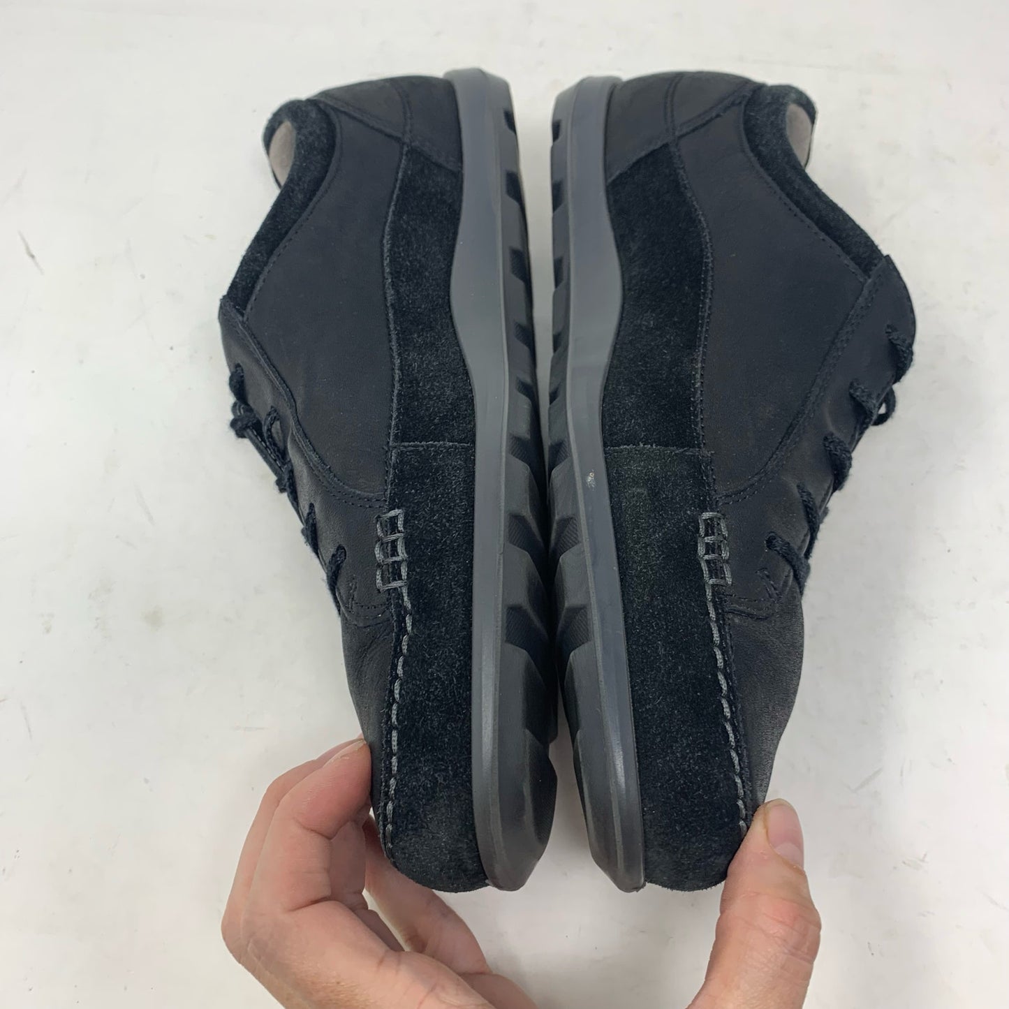 Ecco Cayla Womens EU Size 42 Black Leather Suede Lace Up Walking Comfort Shoes