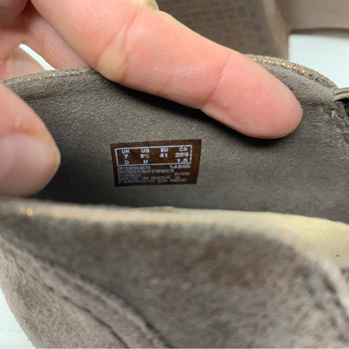 Clarks Collection Camzin Mix Dark Taupe Suede Metallic Trim Ankle Boot Size 9.5