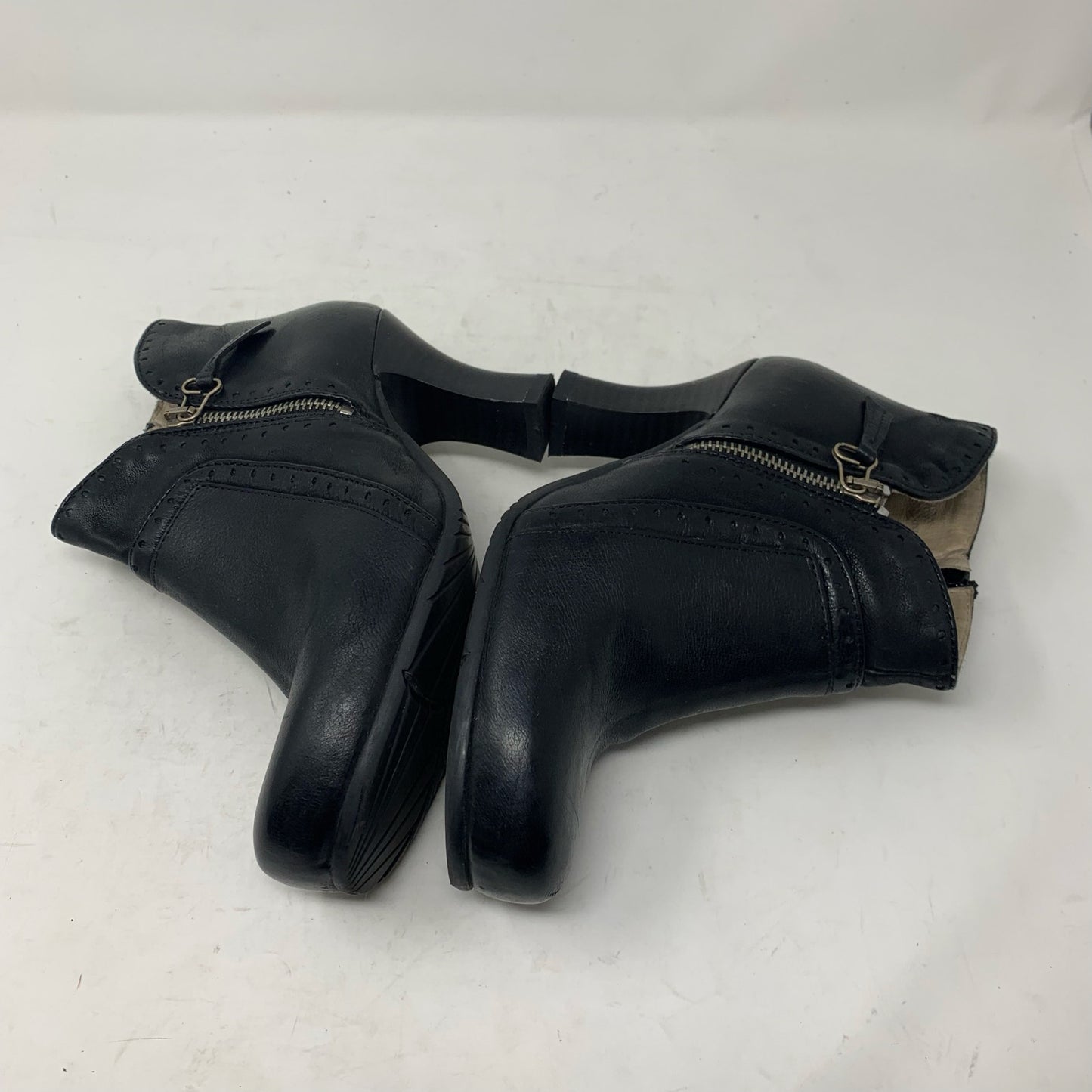 Miz Mooz 8.5 Black Leather Whimsigoth Steampunk Dark Academia Ankle Boot Bootie