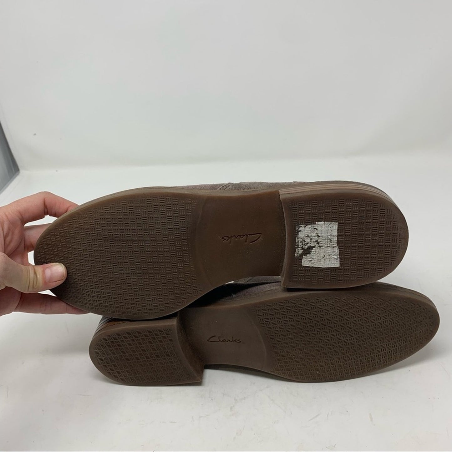 Clarks Collection Camzin Mix Dark Taupe Suede Metallic Trim Ankle Boot Size 9.5