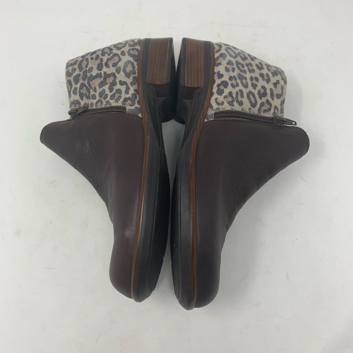 NAOT Helm Brown Leather Cheetah Animal Print Side Zip Ankle Boot Bootie Size 39