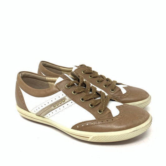 Ecco Hydromax Spikeless Golf Shoes Oxford Wingtip 7.5 EU 38 Tan White Leather