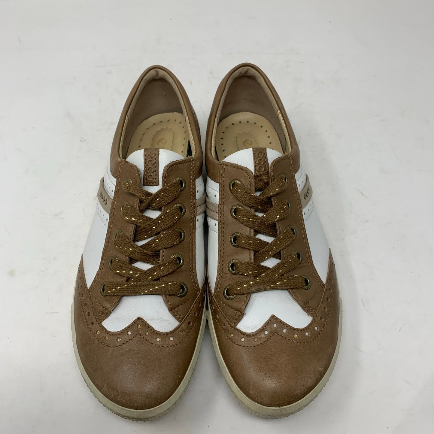 Ecco Hydromax Spikeless Golf Shoes Oxford Wingtip 7.5 EU 38 Tan White Leather