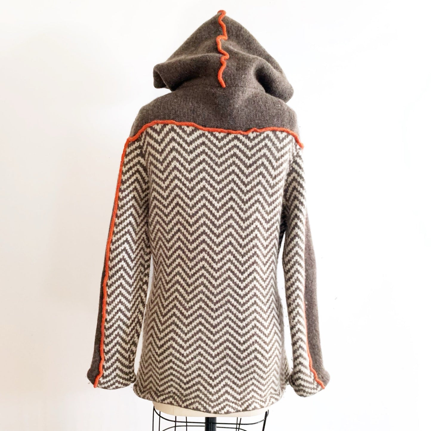 Tsunami Size M Lambswool Blend Full Zip Hooded Sweater Jacket Chevron Orange Y2K