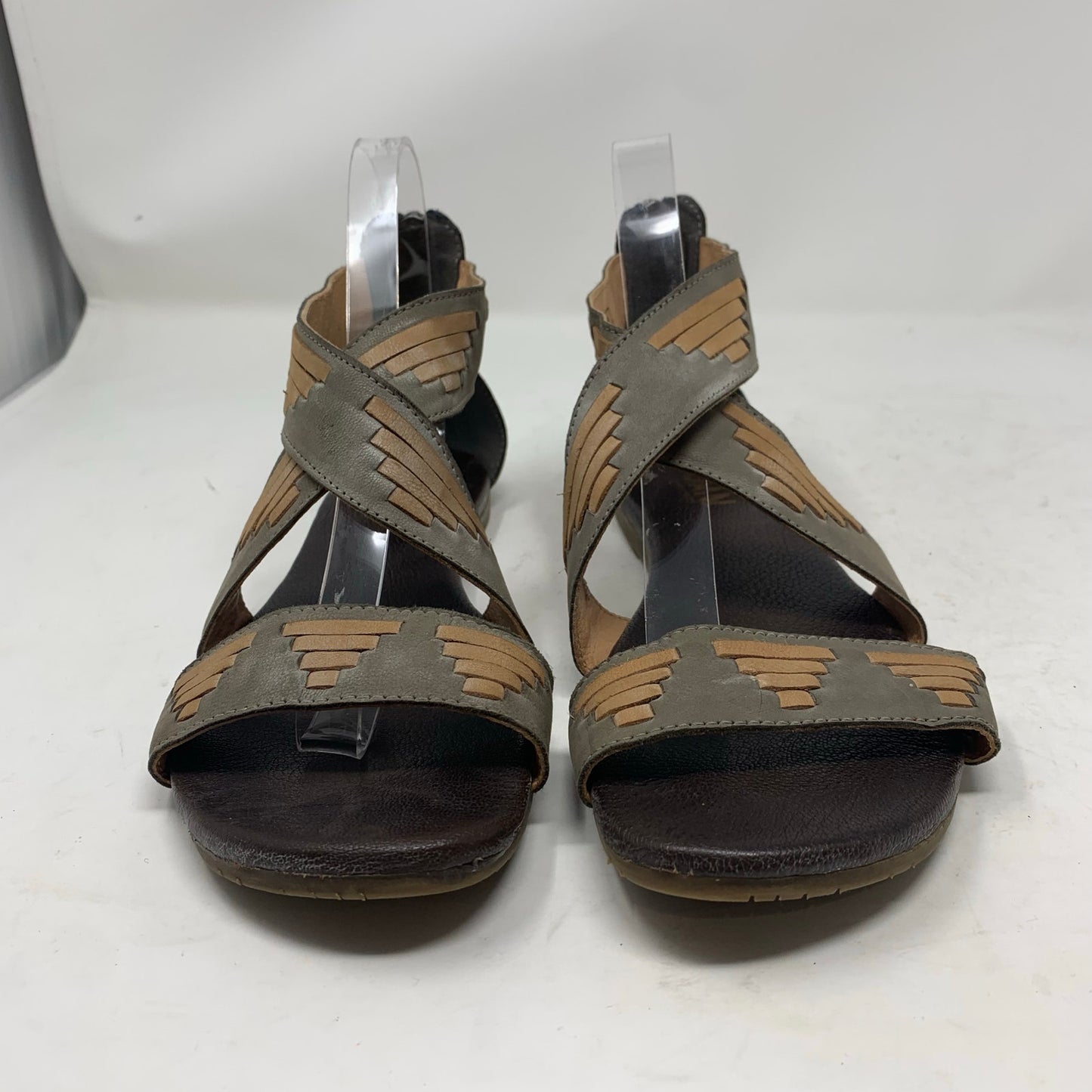 ROAN by Bed Stu Gray Tan Distressed Leather Gladiator Livi Sandal Grey Bone 9.5